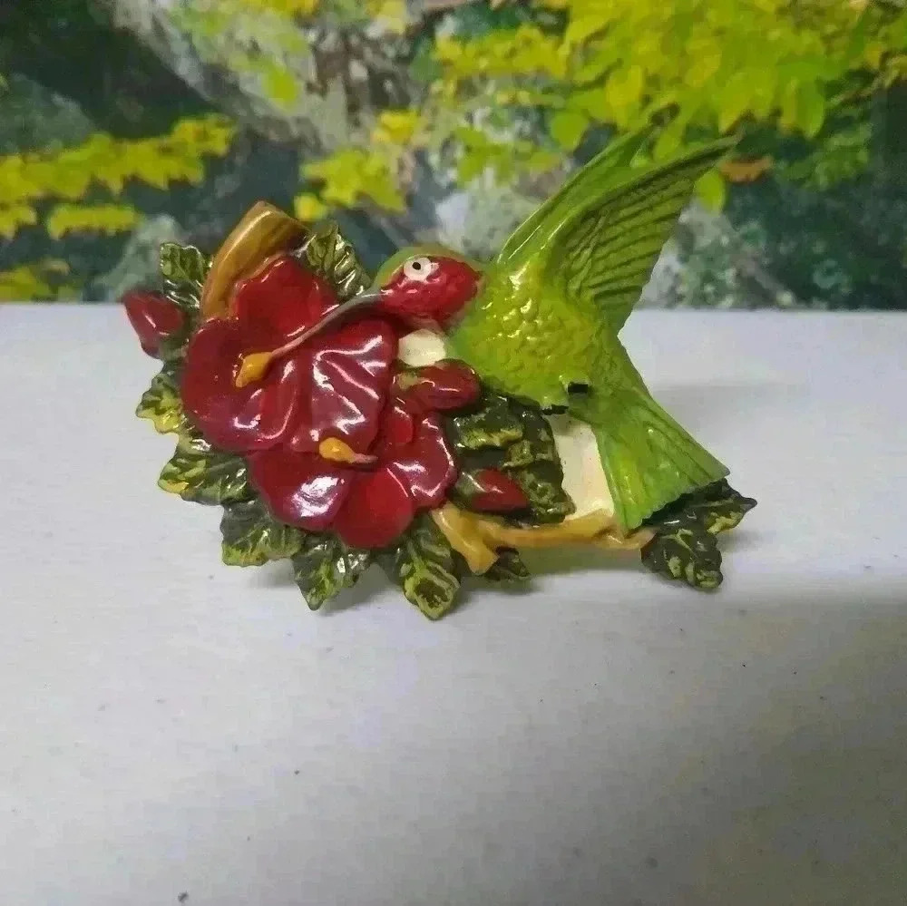 Vtg Hummingbird Refrigerator Magnet Made in China Small